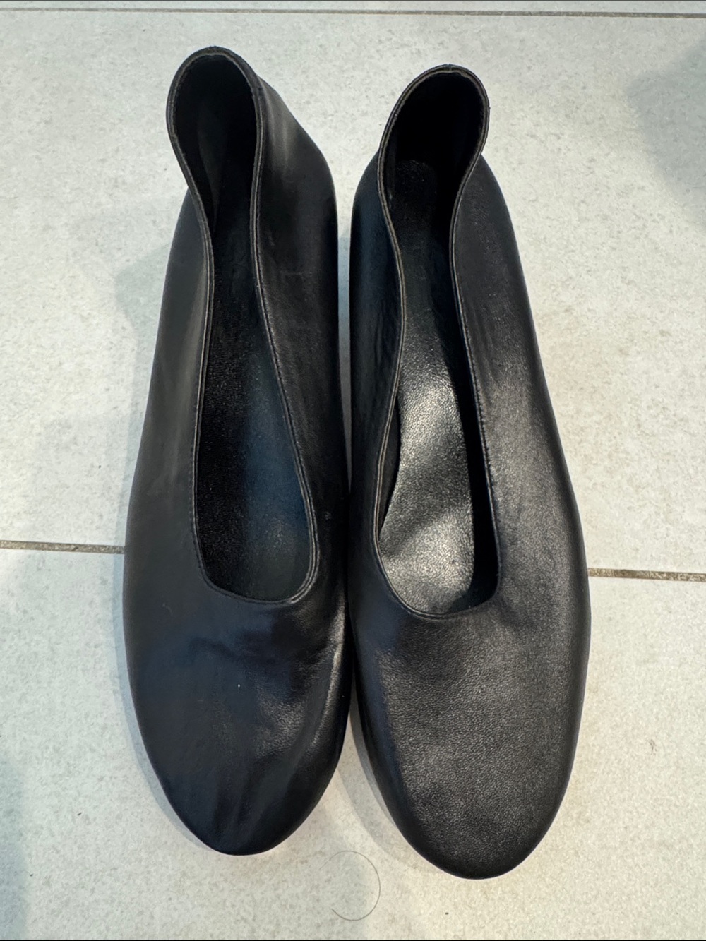 Women's Black Leather Slip-On Ballet Flats